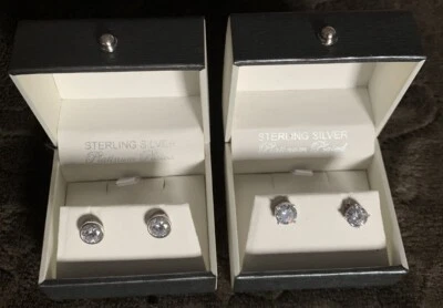 2 juegos de pendientes Crislu enchapados en platino de plata de ley Foto 1 de 4