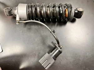 Choque trasero original Harley Davidson Softail n.o de parte: 54000112 - Imagen 1 de 2