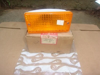 1978 79 80 81 Dodge Colt универсал новый из старых запасов Mitsubishi правый парк поворотник лампа - Изображение 1 из 2