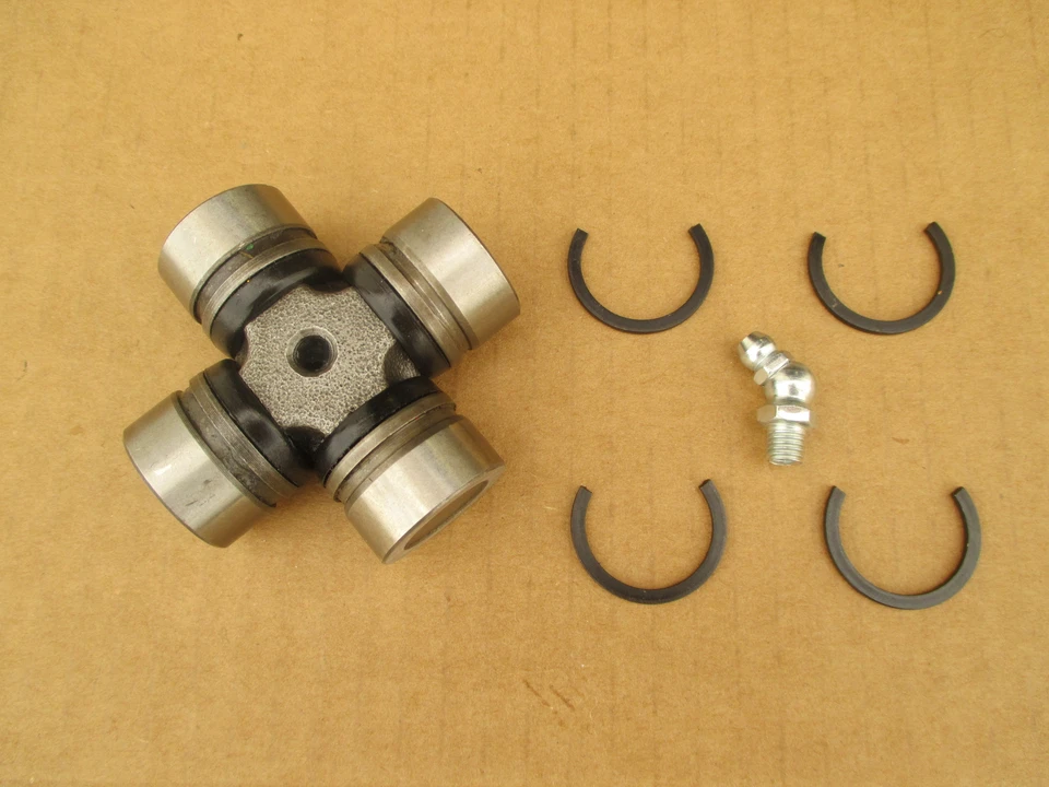 UNIVERSAL JOINT BEARING FOR IH INTERNATIONAL 184 CUB LO-BOY - Image 1 of 1