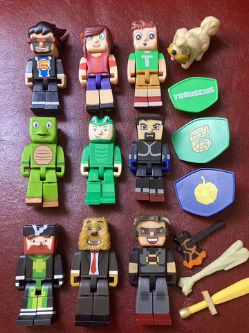 ⭐️LOT OF 10 Tube Heroes Figures plus Accessories Cover