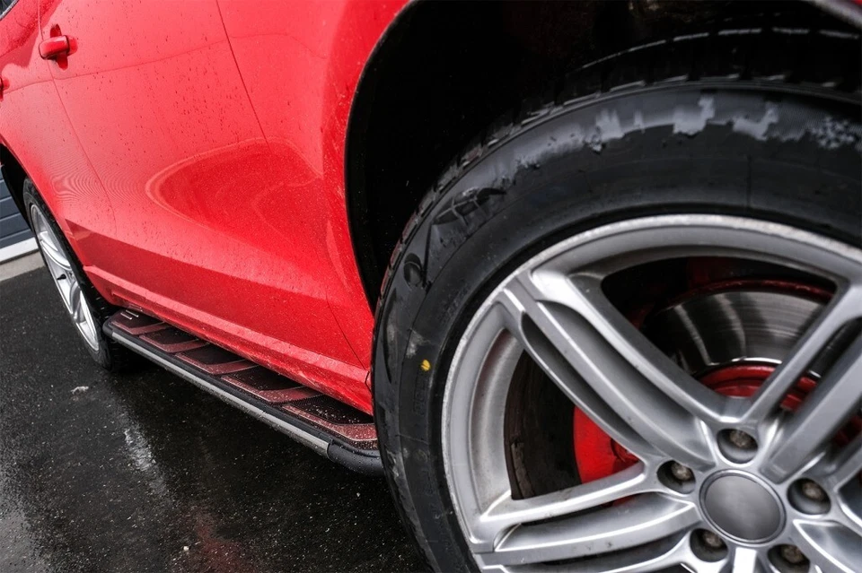 Estribos Lateral Audi Q5 8R 2008-2016 Abajo Puerto Antideslizante Q5 - Imagen 1 de 4