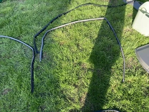 NISSAN ELGRAND E50 97-02 TÜR GUMMIDICHTUNG VORNE LINKS - Bild 1 von 1