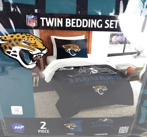 NFL Jacksonville Jaguars 2 Piece Bedding Set Comforter & 1 Sham Black Cover