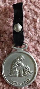 Vintage Schlüsselanhänger Sternzeichen AQUARIUS doppelseitig Leichtmetall Leder silber - Bild 1 von 2