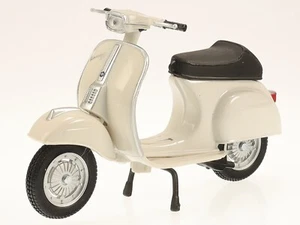 Vespa 50 Special white Scooter model Maisto 1/18 - Picture 1 of 4