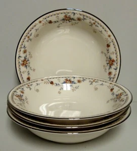 Zuppiere Noritake ADAGIO Coupè VENDUTE IN SET DI QUATTRO altri articoli qui - Foto 1 di 3