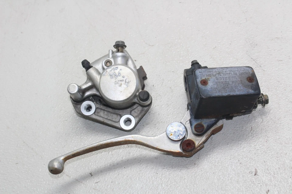 Cilindro maestro freno delantero Suzuki Marauder GZ250 1999-2010 con pinza Foto 1 de 4