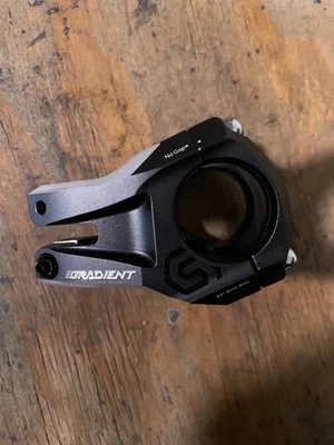 FSA Gradient Stem 40mm 31.8mm Clamp 1 1/8" Steer +/- 6 Degrees Aluminum MTB - Image 1 of 4