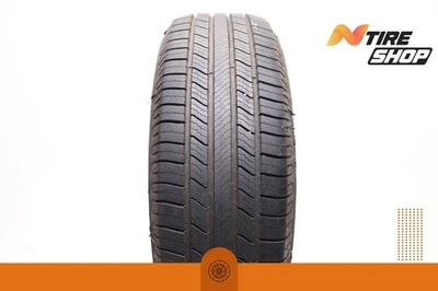 Juego de 2 Michelin Defender 2 235/60R18 usados - 107H - 10,5/32 Foto 1 de 4