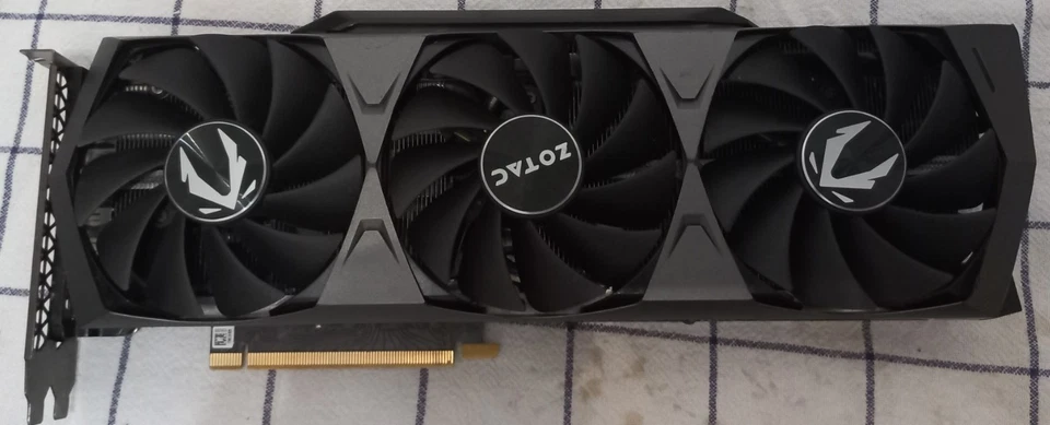 ZOTAC GAMING GeForce RTX 3090 Trinity 24GB GDDR6X  - Image 1 of 4