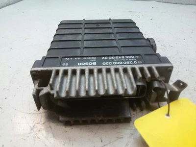 Centralina motore Mercedes Benz 190 W201 anno 1986 originale 0065450032 - Immagine 1 di 2