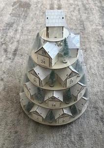 Hobby Lobby 5 Tied Wood ADVENT CALENDAR 2025 Christmas Tree Light Up - Picture 1 of 4