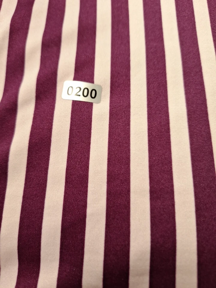 Vestuário de tecido de malha jersey listrado roxo e branco 2 jardas x60W - Imagem 1 de 1