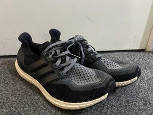 Adidas Ultra Boost Sneaker Herren UK 10,5 Grau Schwarz 19 Straßenlauf Fitnessschuhe - Bild 1 von 20