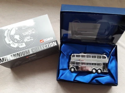 Corgi(GB) 43710, Q1 Trolleybus Doppeldecker Millenium Collection Limitiert, 1:76 - Bild 1 von 4