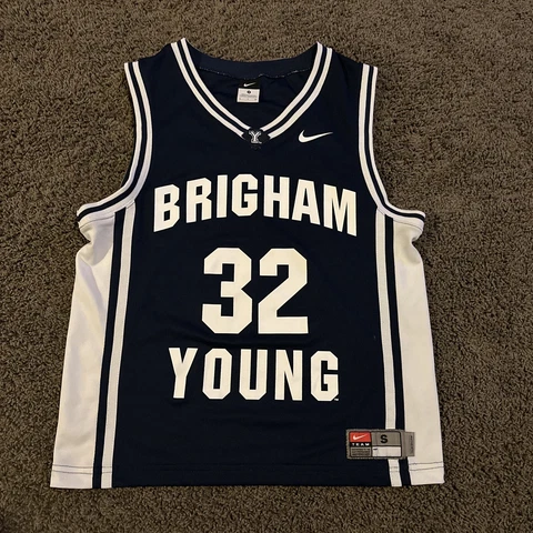 BYU Jimmer Fredette Basketball Jersey Size SMALL S Brigham Young University NCAA Cover