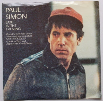 PAUL SIMON LATE IN THE EVENING / HOW THE HEART APPROACHES 7" VINYL RECORD & PS - Imagem 1 de 2