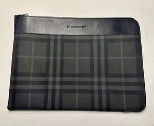 Burberry Grey Check Logo Document Holder/laptop sleeve - Bild 1 von 6