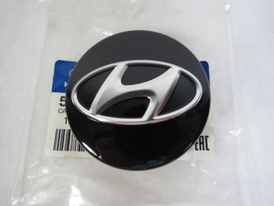 Hyundai Elantra 2012-2020 tapa central negra tapacubos emblema genuino OEM Foto 1 de 3