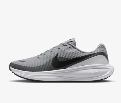 Nike Revolution 8 Turnschuhe Größe UK 12 Brandneu Original UVP 79€ #Z3 - Bild 1 von 4