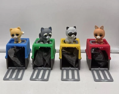 Feisty Pets: Mini Figura Misfits - Serie 1 - Paquete de cuatro mapaches, gatos y canguros Foto 1 de 4