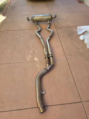 Silenciador de escape 2021 BMW M2 Competition F87 fabricante de equipamento original apenas 18K milhas. - Imagem 1 de 4