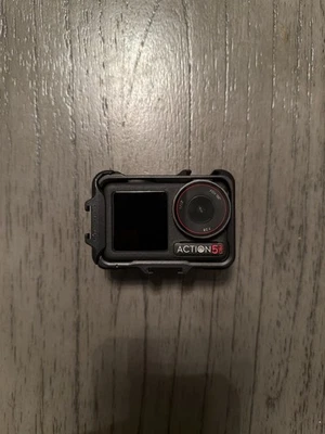 DJI Osmo Action 5 Pro Standard Combo With Smallrig Cage - Image 1 of 4