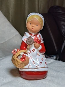 Vtg Jullar Terracotta Pottery Levante Spain Sitting Girl Basket 6.25" Figurine - Picture 1 of 7