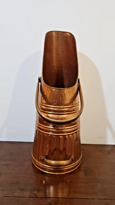 Seau à charbon ancien en cuivre pour charbon ou pellets. - Photo 1/4