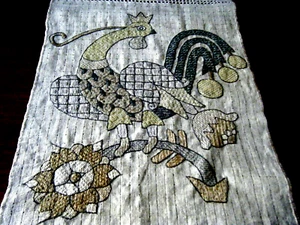 Antique 1880  table runner ARTS and CRAFTS heavy linen embroidery bird paradise - Picture 1 of 18