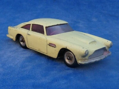 SOLIDO SERIE 100 1:43 ASTON-MARTIN DB 4 N° 111 ? - Photo 1/4