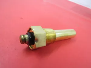 NUEVO 1940-55 Ford RH unidad de envío de temperatura 6 voltios tipo original 8A-10884 - Imagen 1 de 3