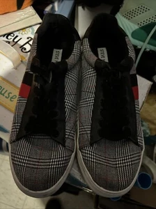 steve madden womens plaid sneakers size 9.5 - Picture 1 of 10