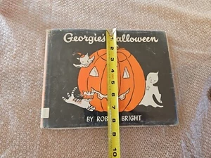 Georgie's Halloween by Robert Bright, Troll Book Clubs - Picture 1 of 7