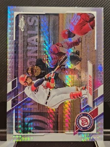 Topps 2021 cromo - refractor de prisma Juan Soto #150 - Imagen 1 de 2