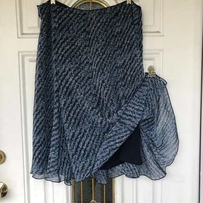 FALDA Sag Harbor Midi, Forrada, Cremallera, Talla 16 Azul Esponja Negro Estampado Gasa 27" Largo Foto 1 de 4