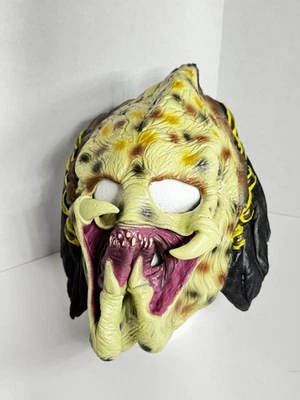 Predator Latex Mask Alien Vs. Predator Rubber Mask Strap Cosplay Halloween 2001 - Image 1 of 4