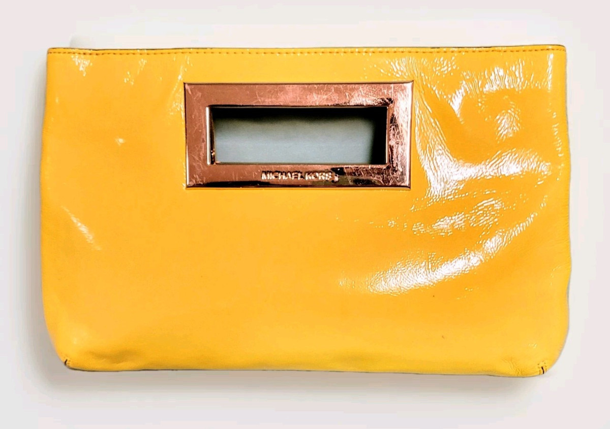 Michael Kors Berkley Leather Exterior Clutch Bags & Handbags Michael Kors Berkley Leather Exterior Clutch Bags & Handbags
