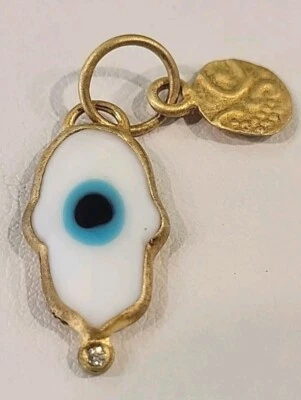 Dije colgante de plata de ley 925 enchapado en oro del mal de ojo con 0,01 quilates Diamante Foto 1 de 4