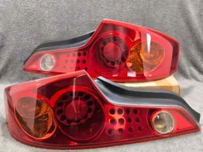 JDM NISSAN SKYLINE V35 COUPE INFINITY G35 COUPE 2 PORTAS LANTERNAS TRASEIRAS CONJUNTO - Imagem 1 de 4