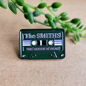 The Smiths Enamel Pin Badge - Cassette Metal Pin - The Queen is Dead Band Gift - Picture 1 of 1