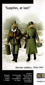 1/35 Figures: "Supplies at Last"  2 Figures [Germany]  : MASTERBOX - Picture 1 of 1