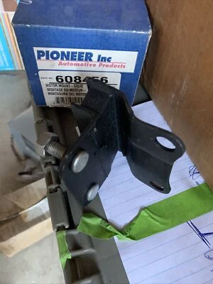 Engine Mount Rear Pioneer 608456 fits 93-97 Ford Probe - Image 1 of 4