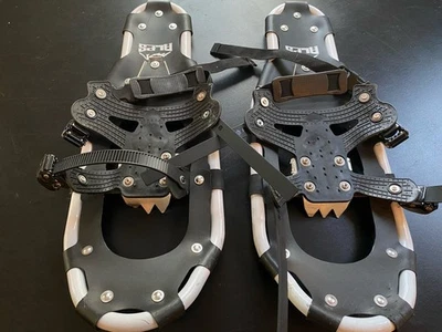 "Raquetas de nieve Alps unisex 22"" largo 8"" con correas nuevas"  Foto 1 de 4