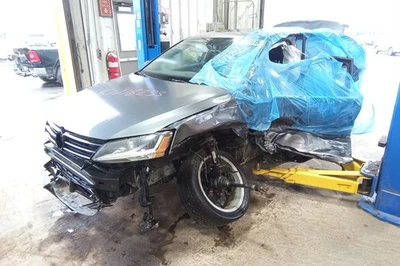 Volkswagen Jetta 2017 transmisión automática OEM 107 k millas - LKQ433008532 Foto 1 de 4