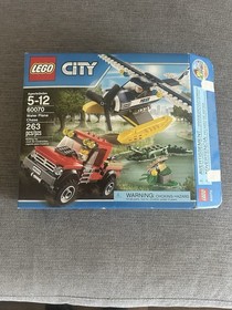 LEGO City 60070 WATER PLANE CHASE Police Jeep Alligator *RETIRED*