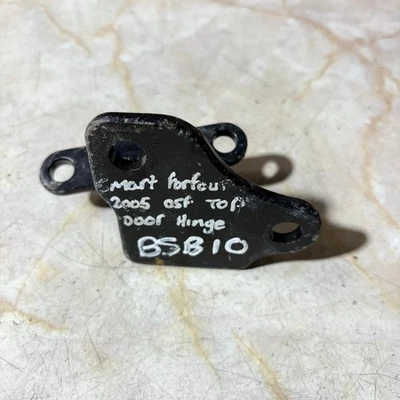 SMART FORFOUR 2004-06 GASOLINA PAR DE BISAGRAS DELANTERAS LADO CONDUCTOR O/S/F Foto 1 de 4