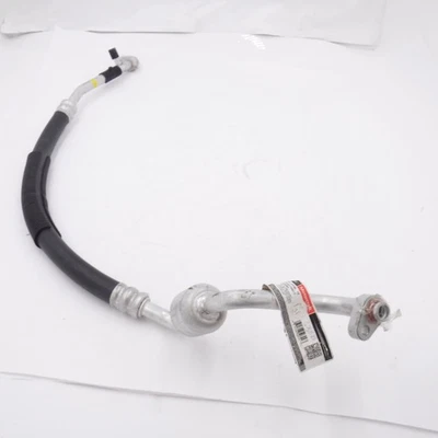 Manguera de refrigerante de aire acondicionado Ford YF-37140 OEM para Ford F-350 2012-2016 6,2 L Flex Foto 1 de 4