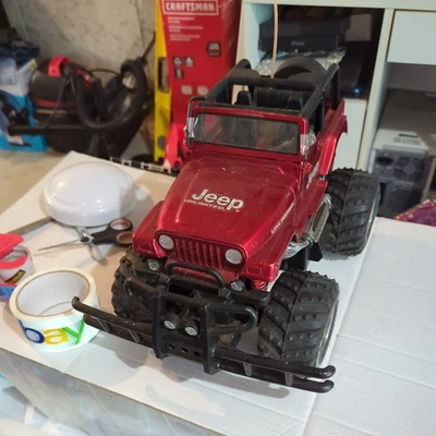 MINI-Z 4x4 ReadySet Jeep Wrangler Unlimited Rubicon Blanco Brillante 32536W Foto 1 de 4